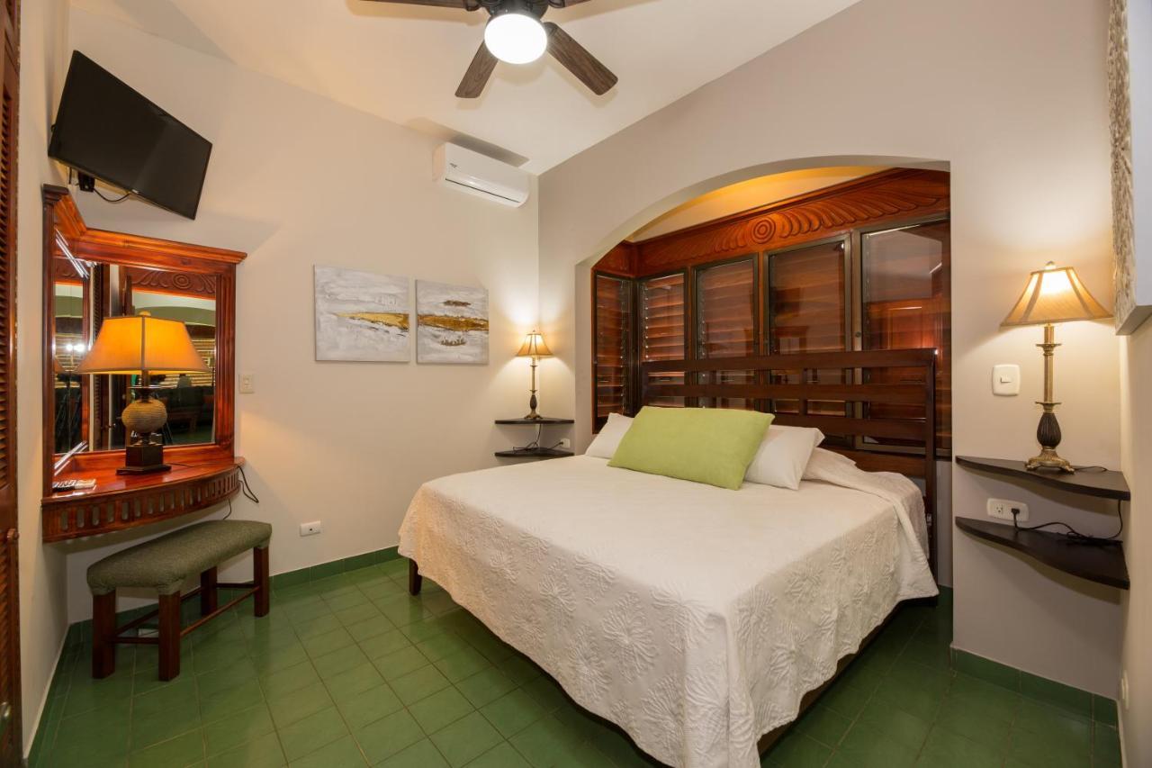 Club Del Mar Oceanfront Hotel Jaco Luaran gambar